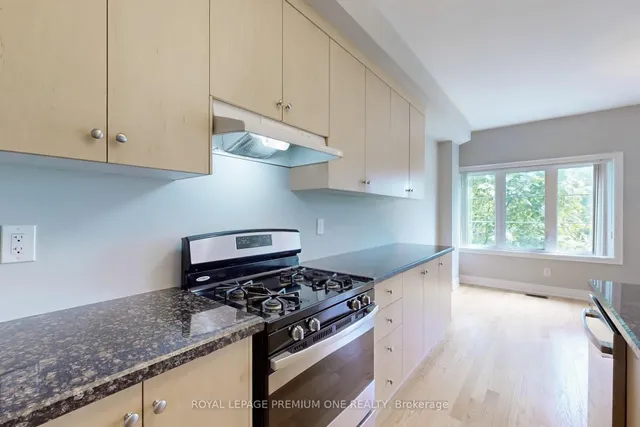 Additional image 17 of 71 DRYDEN Way