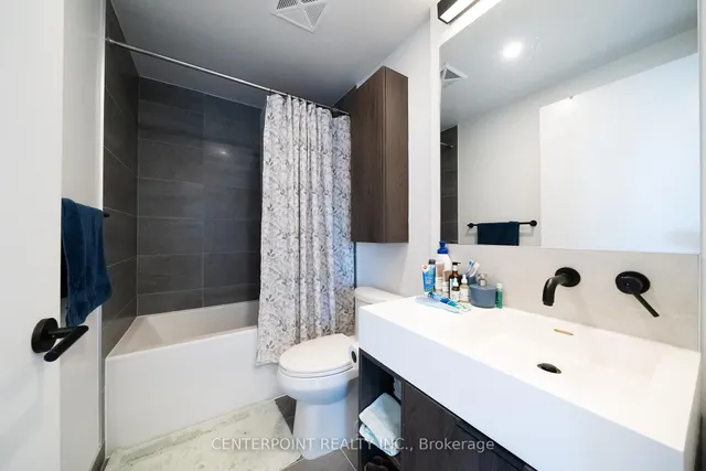 Additional image 16 of 108 Peter St Unit 1623