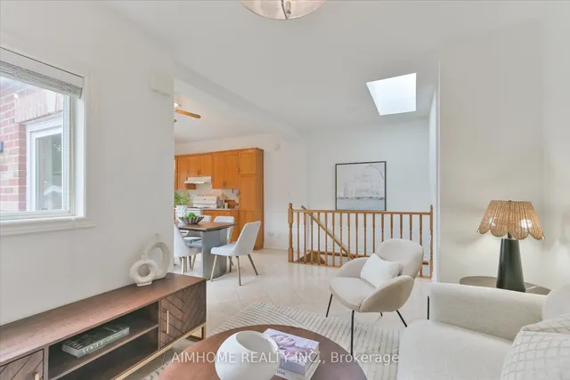 Additional image 9 of 382 Blackthorn Ave