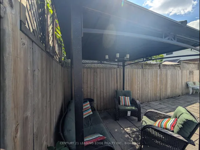 Additional image 4 of 215 Wexford Ave