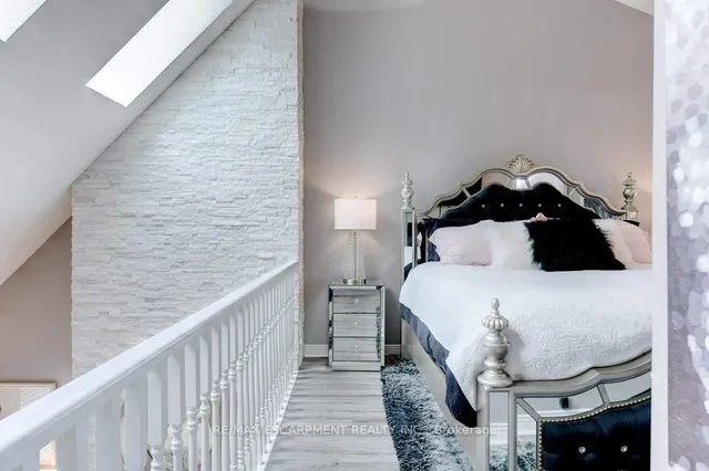 Additional image 47 of 1280 Maple Crossing Blvd Unit 11