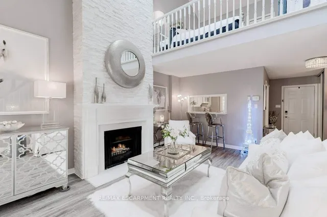 Additional image 35 of 1280 Maple Crossing Blvd Unit 11