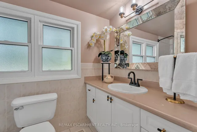 Additional image 24 of 316 Fennell Ave