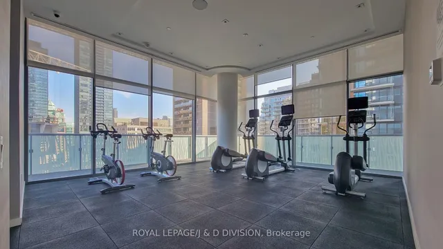 Additional image 40 of 50 Charles St Unit PH 02 (5502)