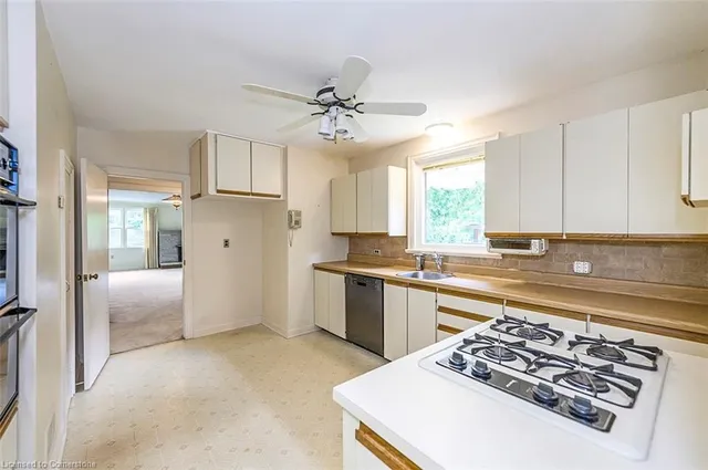 Additional image 19 of 18 Sullivan's Lane