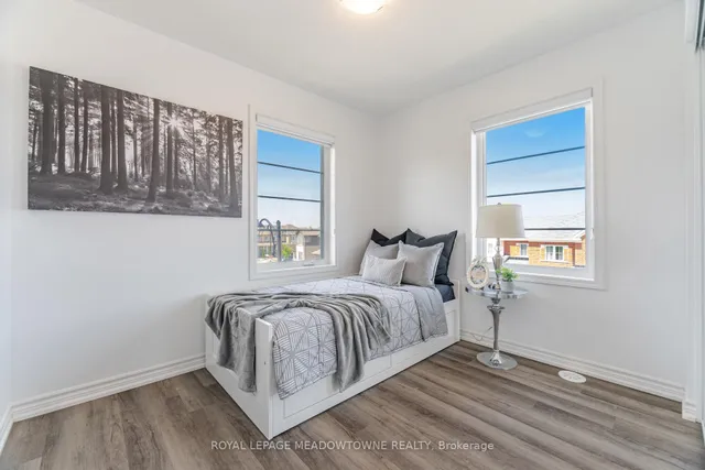 Additional image 44 of 898 Cactus Pt