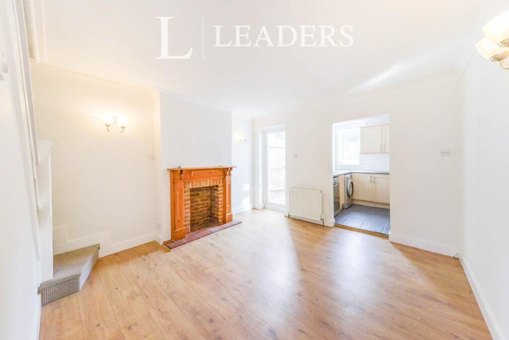 Additional image 3 of Folly Avenue