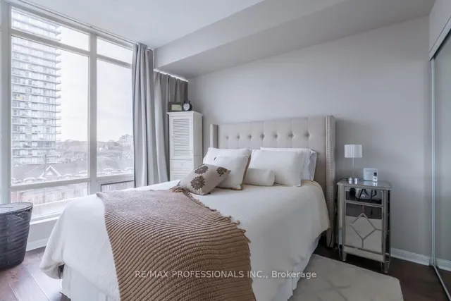 Additional image 12 of 15 Windermere Ave Unit 512