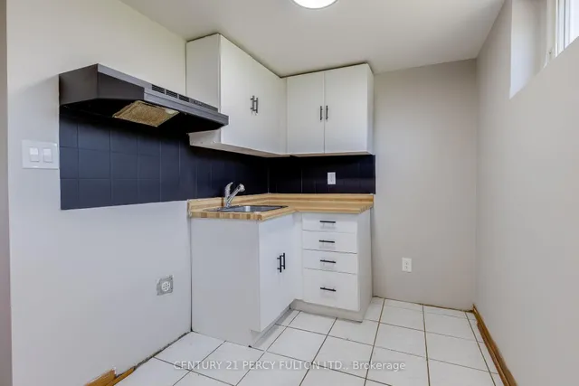 Additional image 22 of 59 Vanbrugh Ave