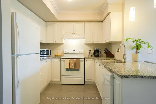 Additional image 4 of 60 Baycliffe Cres Unit 207