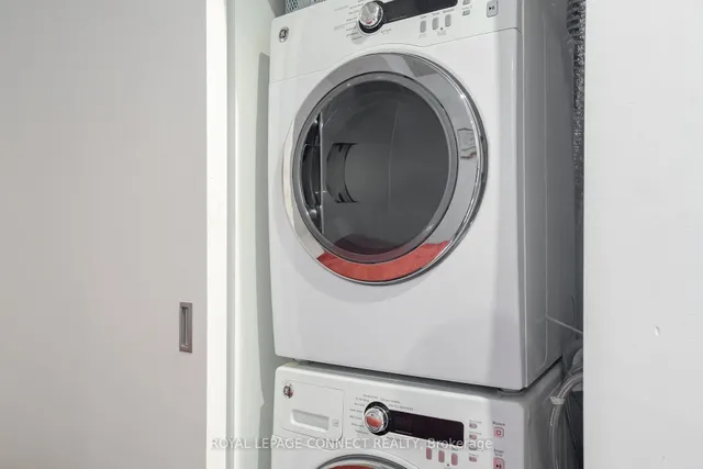 Additional image 7 of 39 Brant St Unit 206