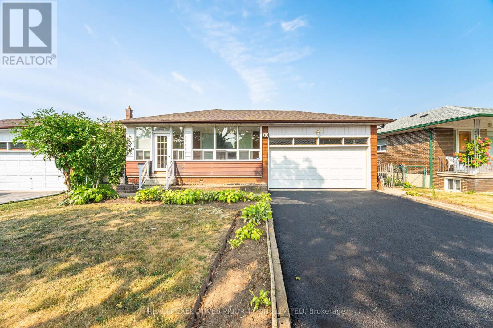 Property image for 30 BARTEL DRIVE|Toronto (Glenfield-Jane Heights), Ontario M3N1C9