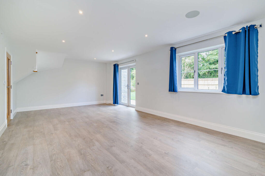 Additional image 5 of Burrows Court, Yeovil, BA22