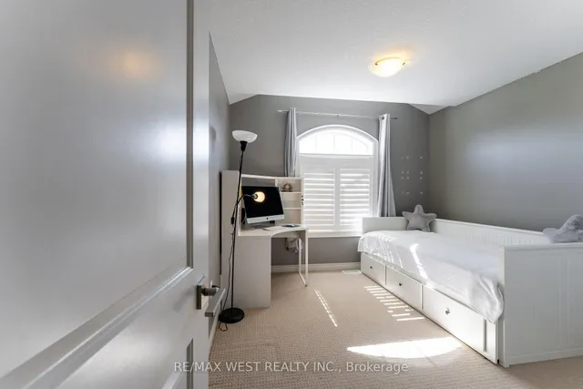 Additional image 15 of 71 Sexton Cres