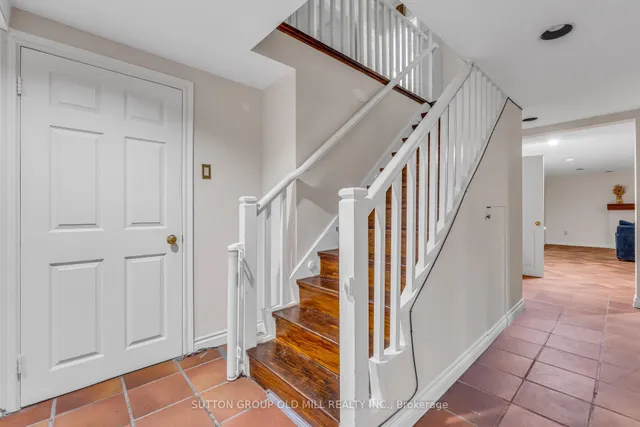 Additional image 34 of 8 Blaine Dr