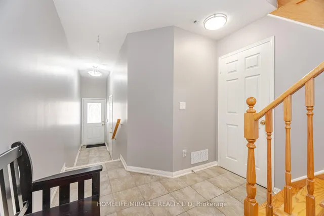 Additional image 7 of 83 Mondeo Dr Unit 32