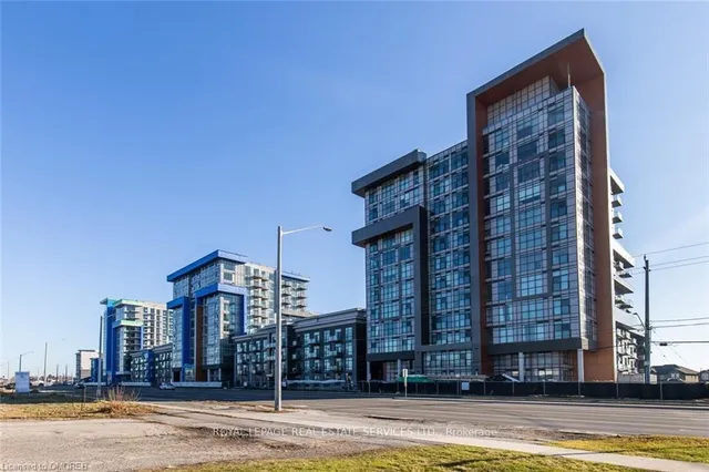 Additional image 40 of 460 Dundas St Unit 901