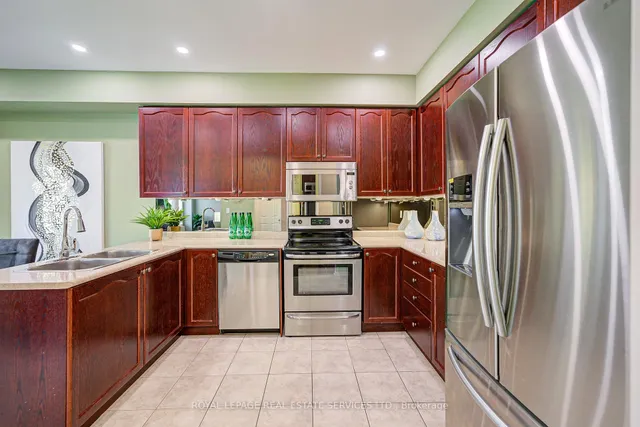 Additional image 7 of 21 Duxford St