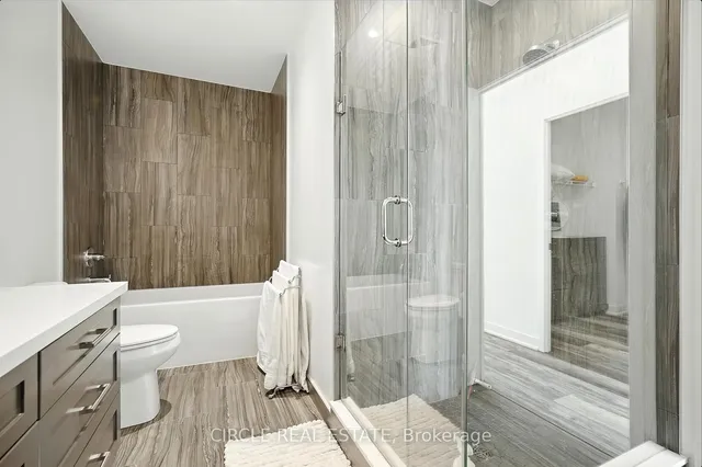 Additional image 23 of 2007 James St Unit 603