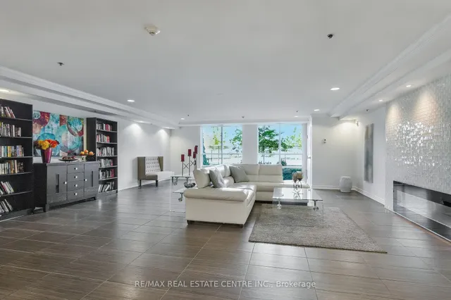 Additional image 35 of 1421 Costigan Rd Unit 404