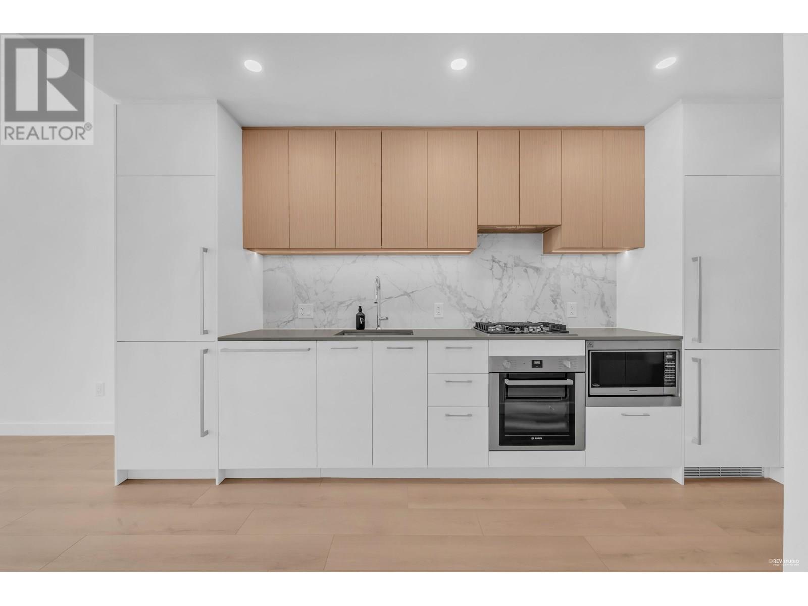 1507 6468 WILLINGDON AVENUE|Burnaby, British Columbia V5H0L3