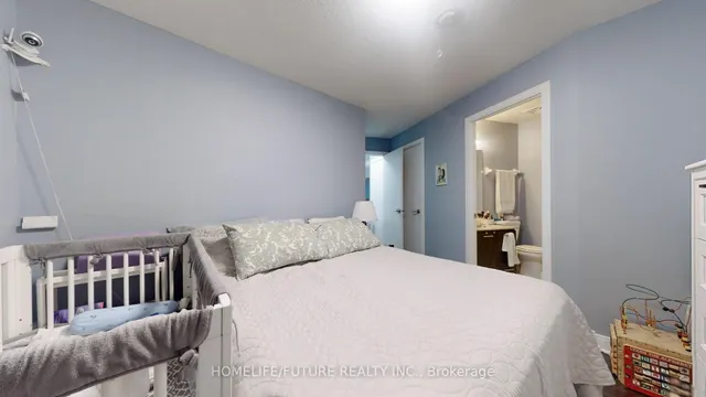 Additional image 24 of 135 Village Green Sq Unit 219