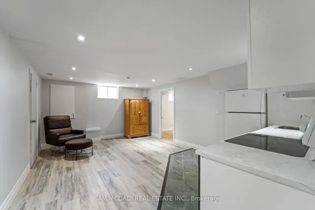 Additional image 41 of 138 Elgin Dr