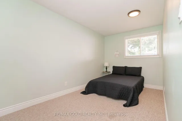 Additional image 18 of 10 Brookdale Cres