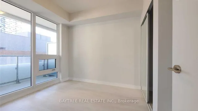 Additional image 5 of 2221 Yonge St Unit 809