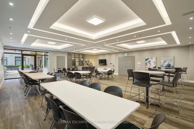 Additional image 47 of 1 Redfern Ave Unit 127