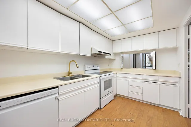 Additional image 12 of 280 Simcoe St Unit 206A