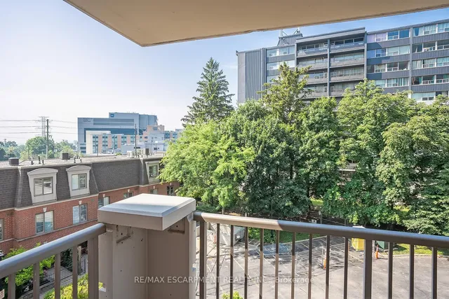 Additional image 27 of 442 Maple Ave Unit 408