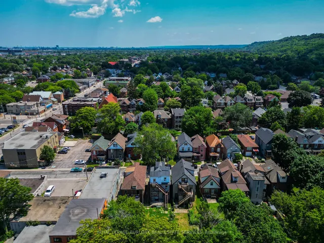 Additional image 48 of 22 Myrtle Ave