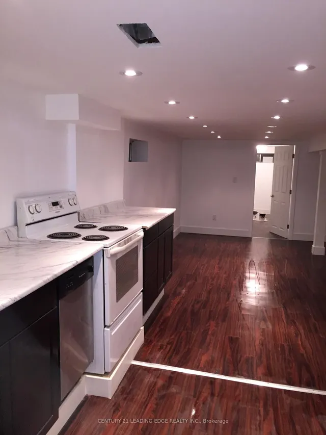 Additional image 8 of 360A Lawrence Ave