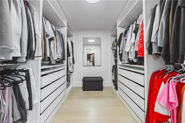 Additional image 41 of 135 Eleanor Ave