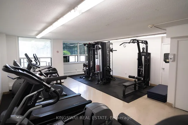 Additional image 22 of 451 The West Mall Dr Unit 518