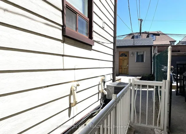 Additional image 30 of 81 Montrose Ave