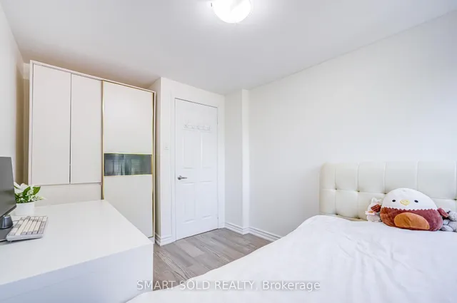 Additional image 29 of 81 Rakewood Cres