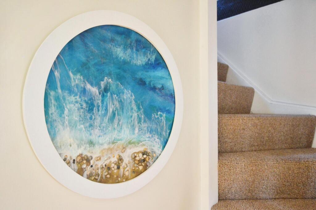 Additional image 16 of Roestock Lane, Colney Heath, AL4