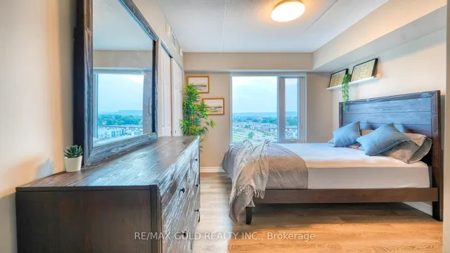 Additional image 27 of 716 Main St