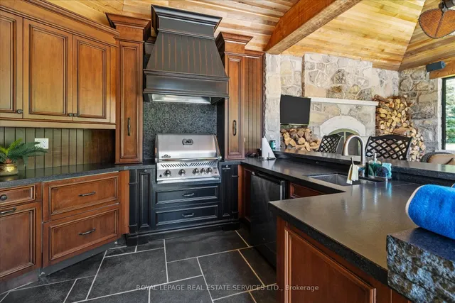 Additional image 42 of 10090 Pineview Tr