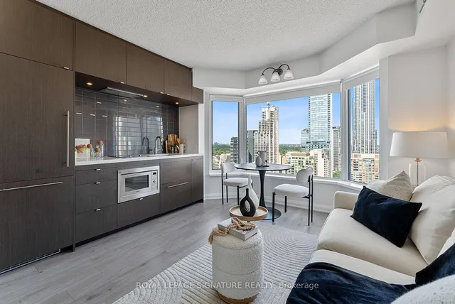 Additional image 3 of 155 Yorkville Ave Unit 2706