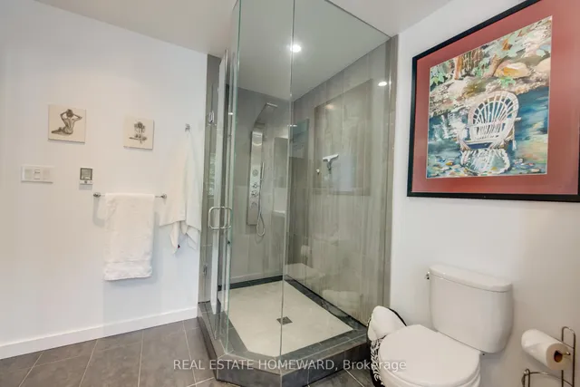 Additional image 25 of 52 Harewood Ave