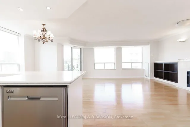 Additional image 14 of 18 Wanless Ave Unit 404