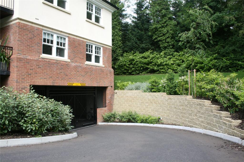 Additional image 17 of Georges Wood Road, Brookmans Park, Hertfordshire, AL9
