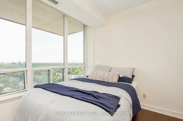 Additional image 21 of 1 Avondale Ave Unit 902