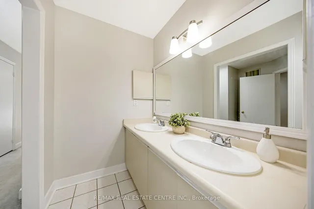 Additional image 32 of 1120 Gable Dr