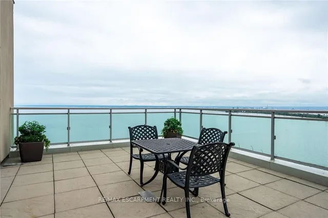 Additional image 45 of 360 Pearl St Unit 1303