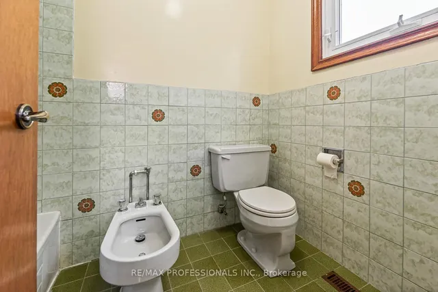 Additional image 28 of 8 St Phillips Rd