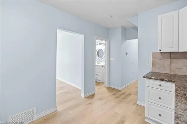 Additional image 12 of 18 Barnesdale Ave